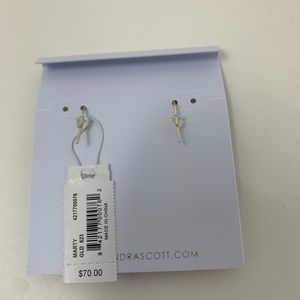 Kendra Scott Jewelry - Kendra Scott Marty Pink Stone Earrings Kendra Scott Jewelry - Kendra Scott Marty Pink Stone Earrings